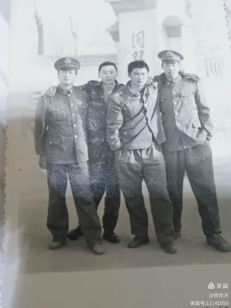 侦察连战友联谊会第二故乡成功相聚三周年庆